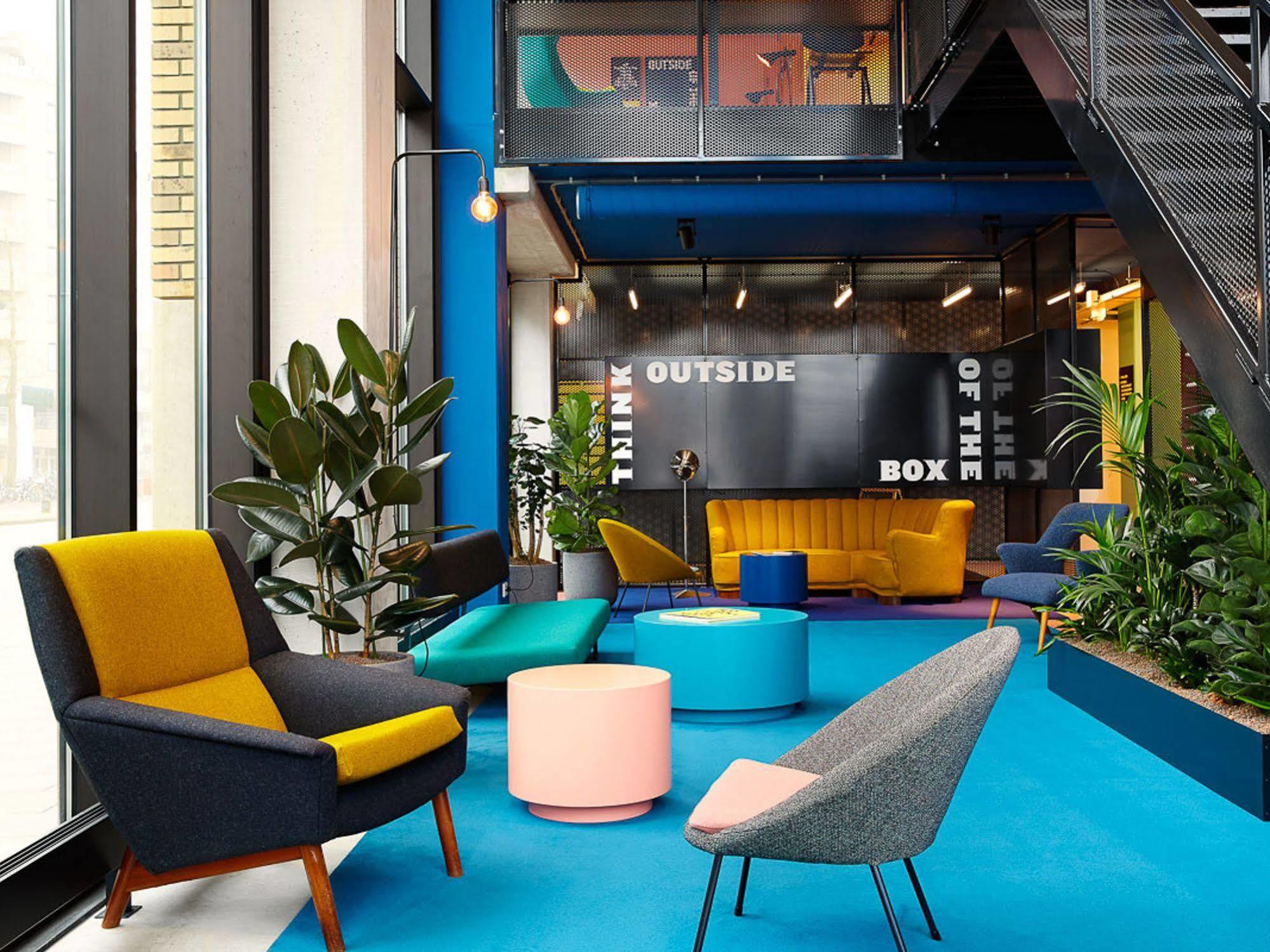 The Social Hub 4*